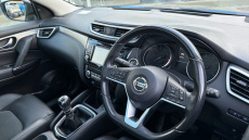 Nissan Qashqai 1.3 DiG-T 160 Tekna 5dr Petrol Hatchback